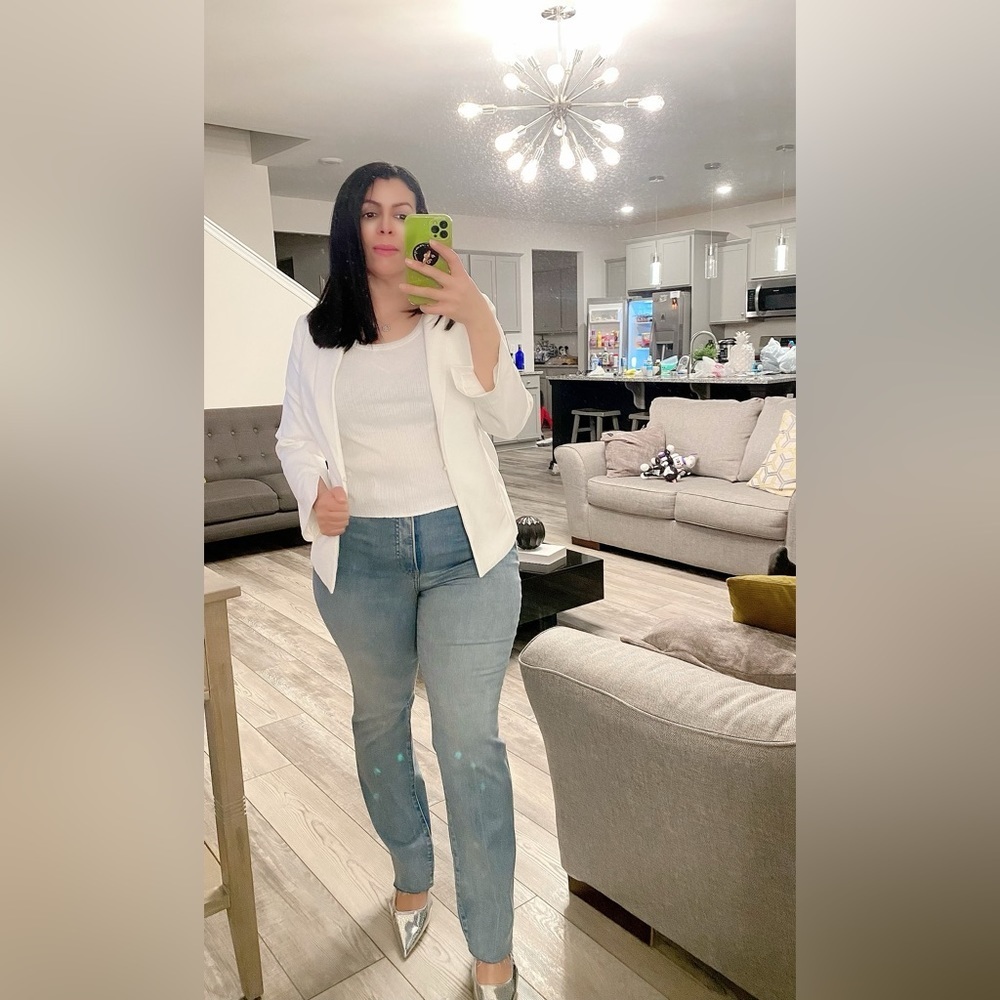 Chico’s White Open Front Blazer